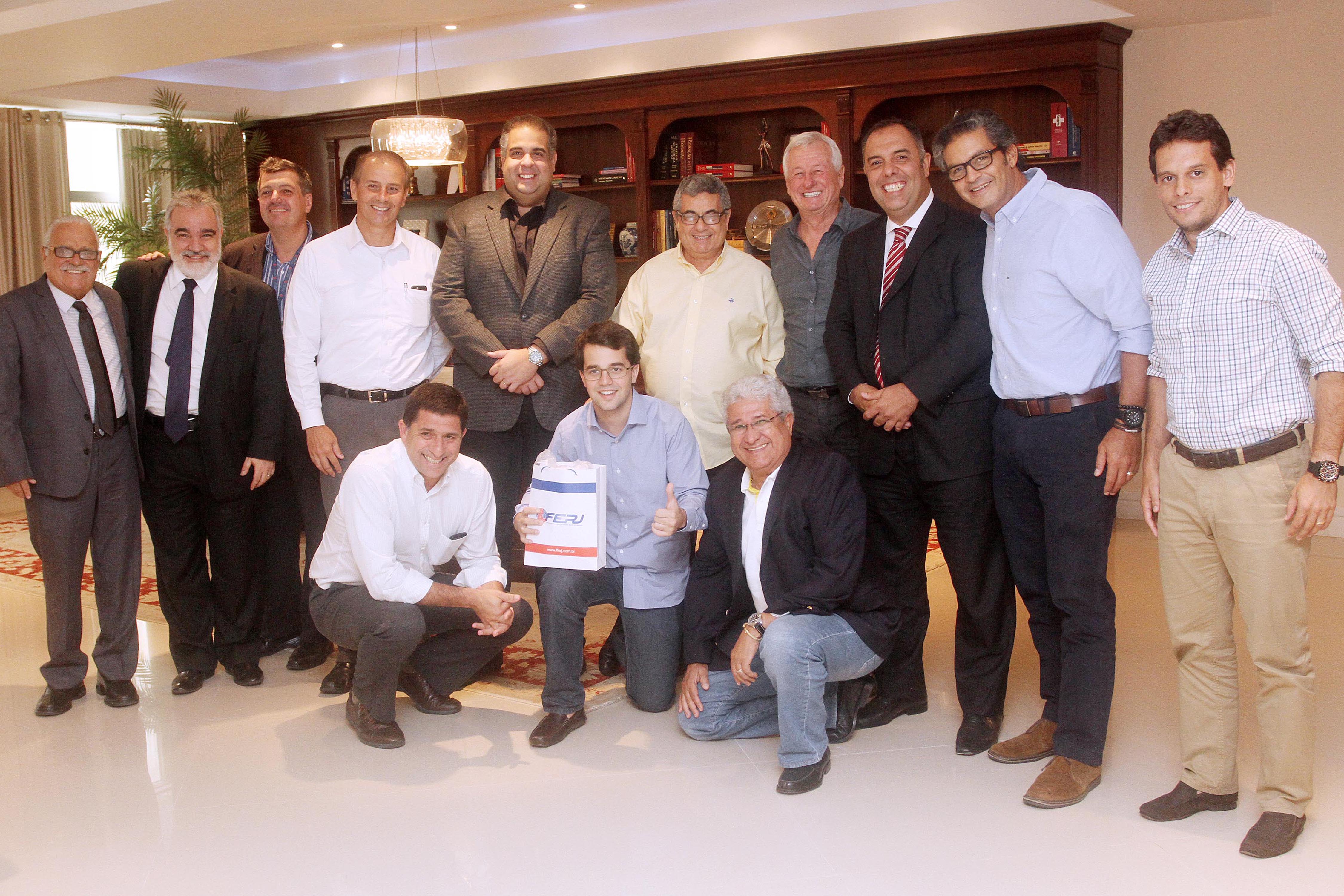 Secretários Estadual e Municipal de Esportes visitam a FERJ