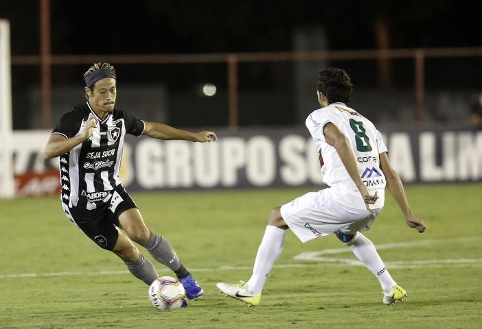 Botafogo empata e se classifica para semifinal