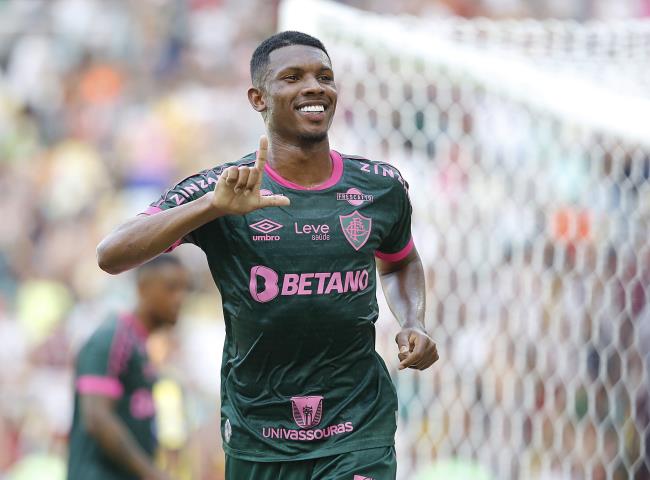 Fluminense venceu o Madureira, por 1 a 0, no Maracanã