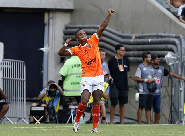 Nova Iguaçu elimina o Vasco e faz sua 1ª final do Carioca