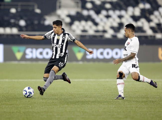 Botafogo fica na igualdade com o Vitória