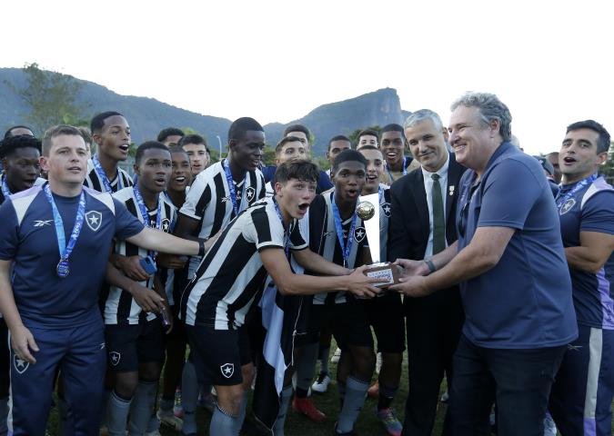 Botafogo conquista o Carioca Sub-17