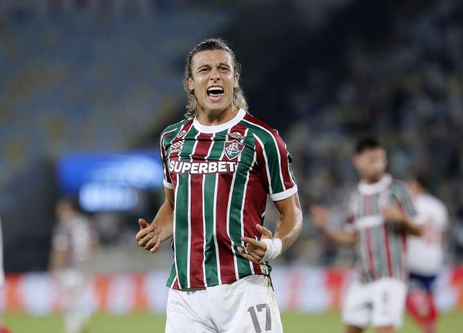 Fluminense vence o Bahia e segue na Copa do Brasil