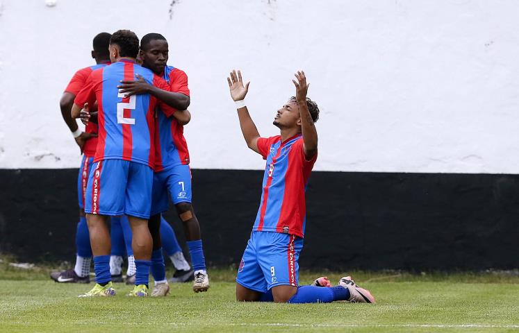 Bonsucesso vence o São Cristóvão, por 2 a 0, no clássico da Zona Norte, no Ronaldo Nazário.