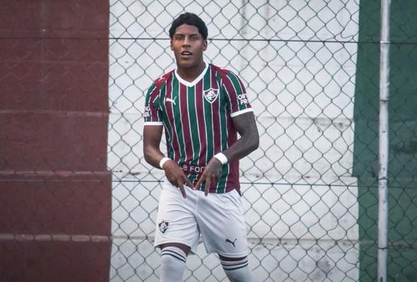 Fla, Flu e Botafogo vencem na rodada do Brasileiro Sub-17
