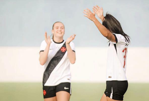 Cruz-Maltinas goleiam e estão com 100% no Brasileiro Feminino A2
