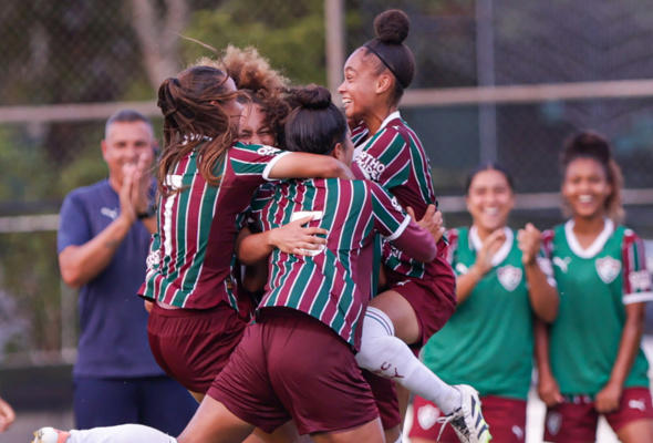 Tricolores vencem clássico e lideram no Brasileiro Feminino Sub-20