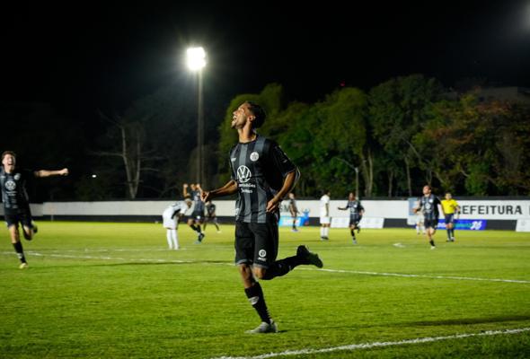 Resende sai na frente na final da Série A2 Carioca