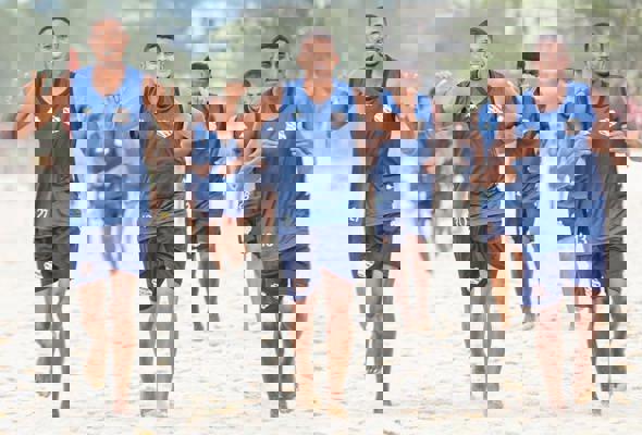 Bangu faz reforço físico na praia como preparação para a última rodada da Taça Guanabara