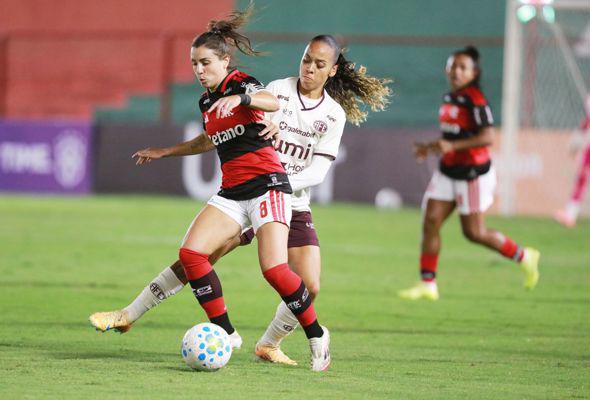 Com uma jogadora a menos, Rubro-Negras buscam o empate com a Ferroviária-SP