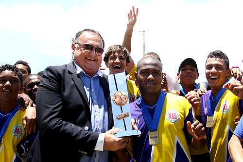 Kosmos é Campeão Amador da Capital Sub-20