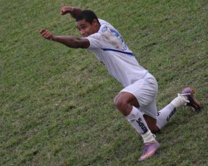 Goytacaz vence e está nas semifinais da Série C