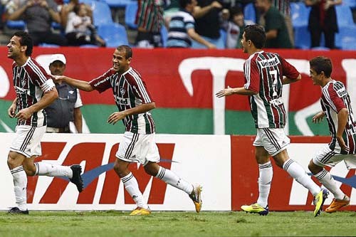 Fluminense vence a quarta seguida e entra na zona da Libertadores