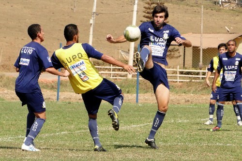 Macaé recebe a Cabofriense no Moacyrzão