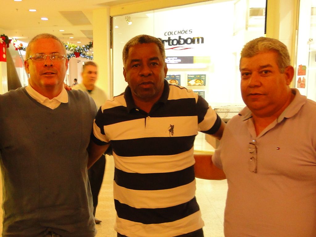 São João da Barra negocia com treinador campeão brasileiro