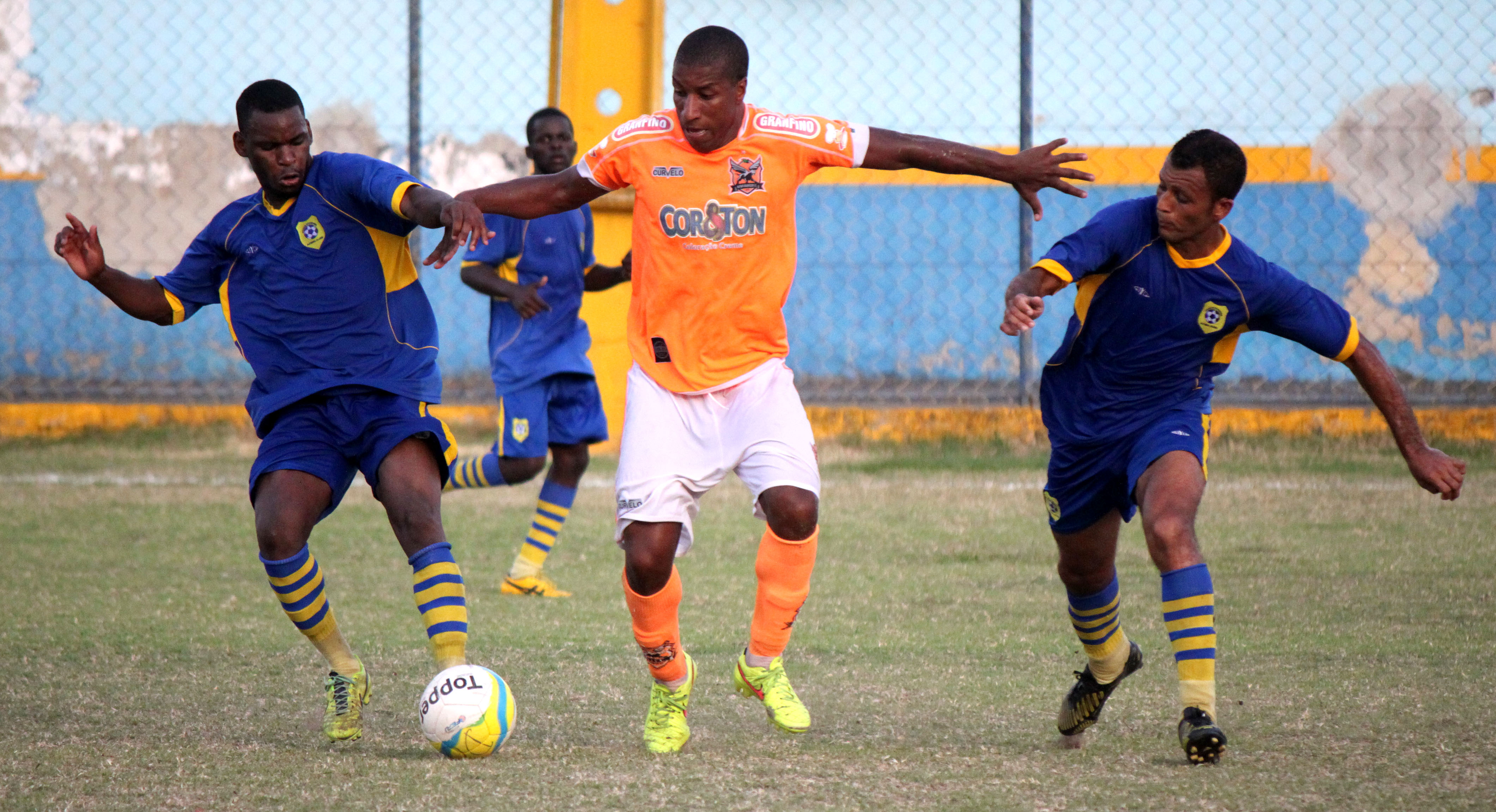 Nova Iguaçu encerra temporada com vitória sobre o Duquecaxiense