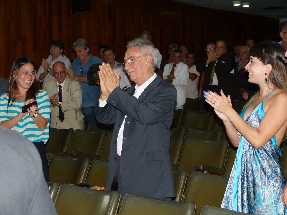 Léo Almada é eleito presidente do America por aclamação