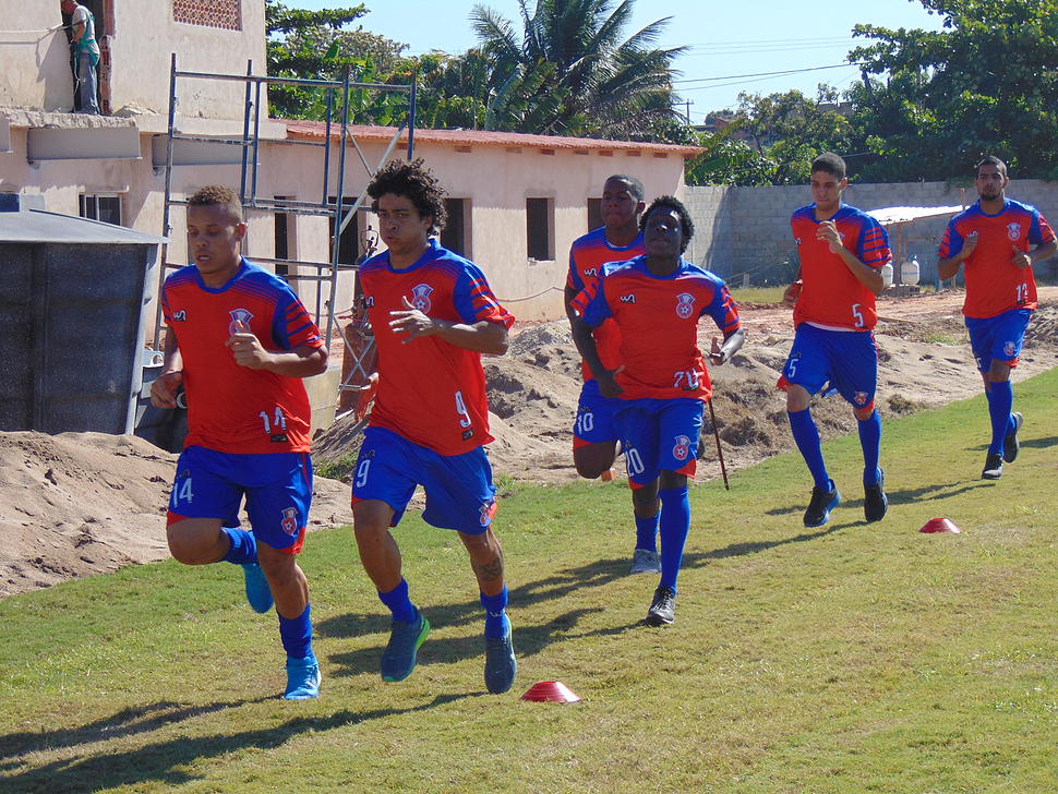 Gonçalense se reapresenta e inicia trabalhos para temporada 2015