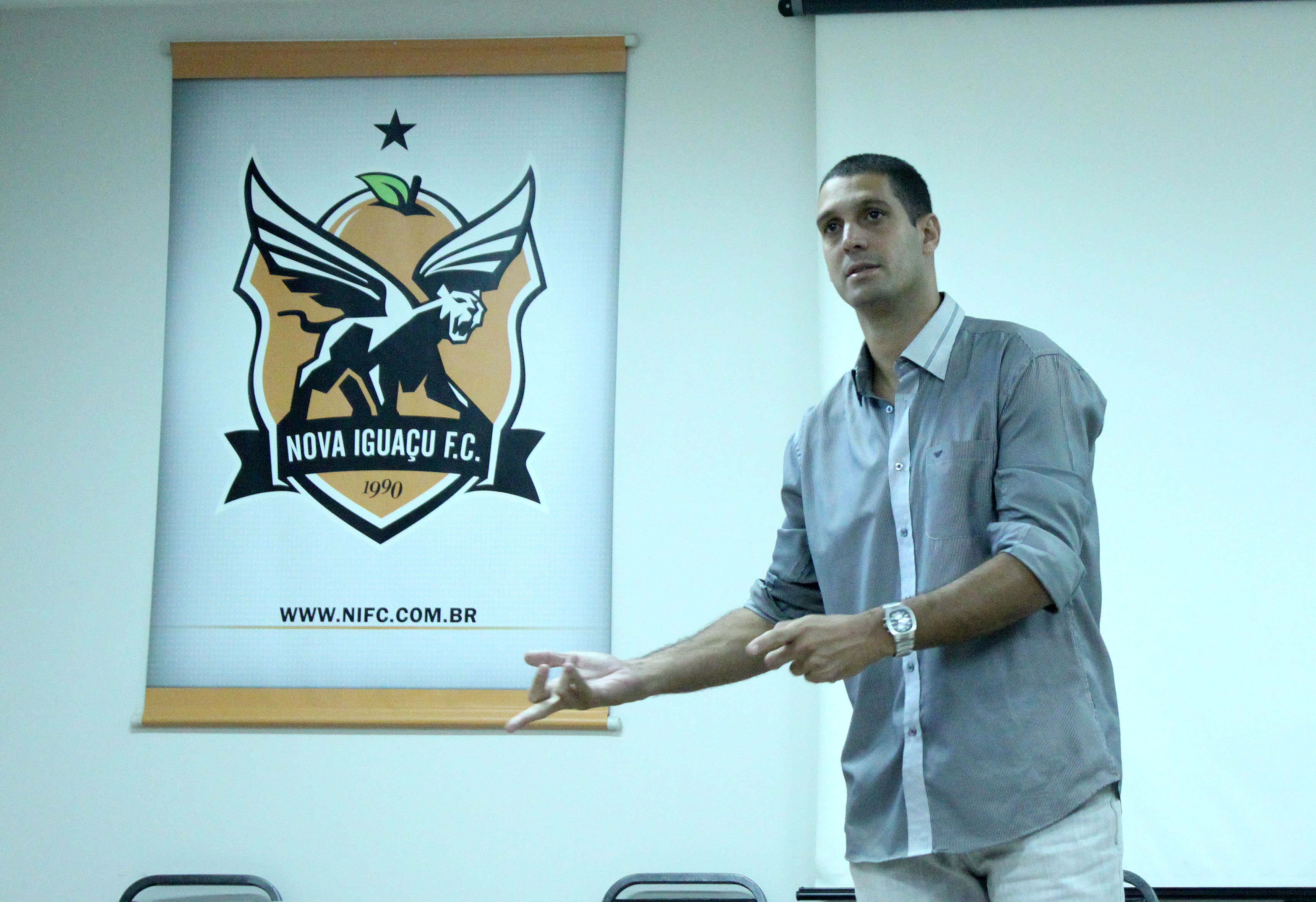 Nova Iguaçu se reapresenta e inicia preparação para o Carioca-2015