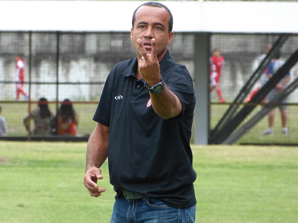 Ailton ignora vantagem sobre o Madura e pede mesma atitude do clássico