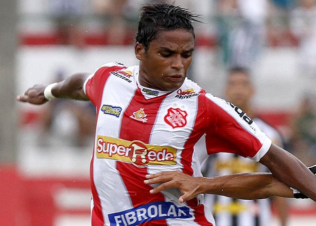 Bangu acerta retorno de Almir para o Carioca 2015