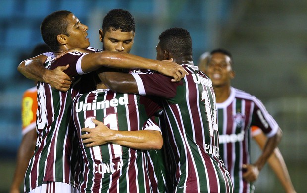 Fluminense vence a quarta seguida no Carioca