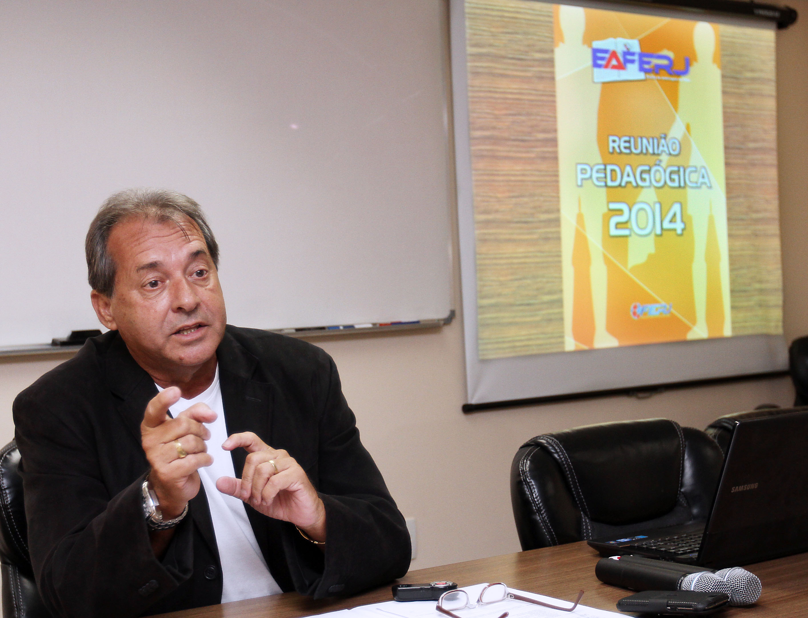 EAFERJ realiza reunião Pedagógica