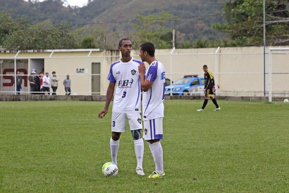 Diego Mendes cita falta de tranquilidade como motivo para derrota