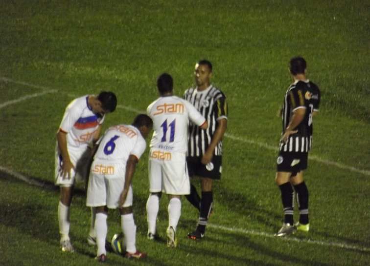 Empate sem gols no Eduardo Guinle