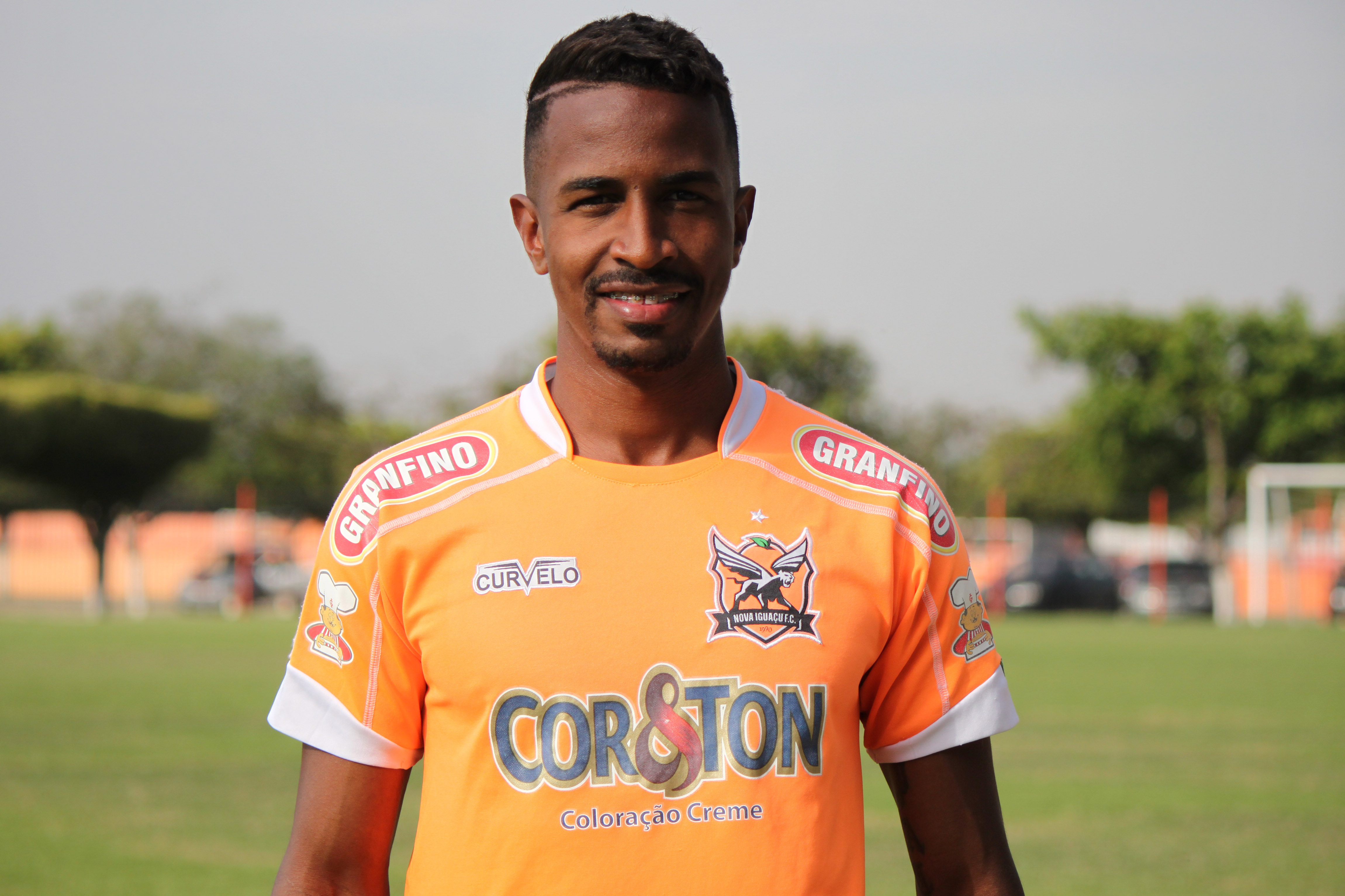 Atacante Oliveira retorna ao Nova Iguaçu