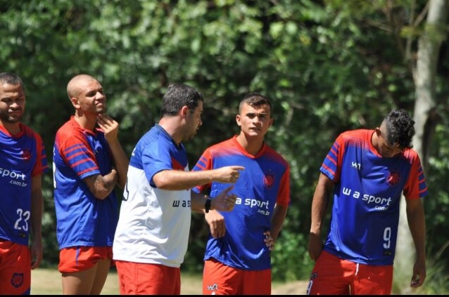 Bonsucesso passa pelo Barcelona em jogo-treino: 2 a 0