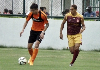 Bangu passeia sobre o Shandong Luneng: 5 a 2