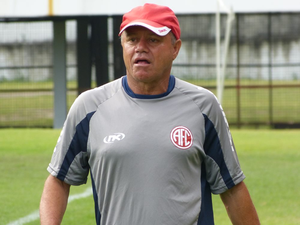 Arturzinho avalia jogo-treino com o Madureira