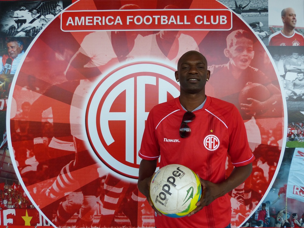 Somália quer brilhar pelo América