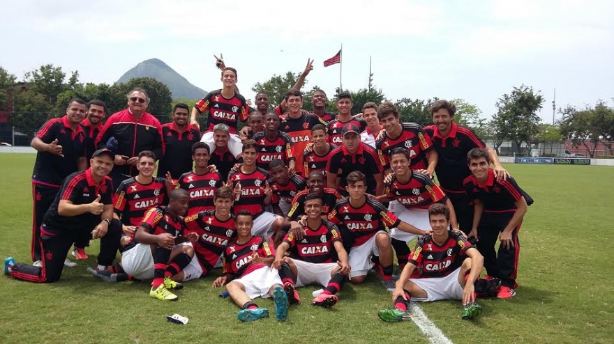 Flamengo conquista o Torneio Guilherme Embry