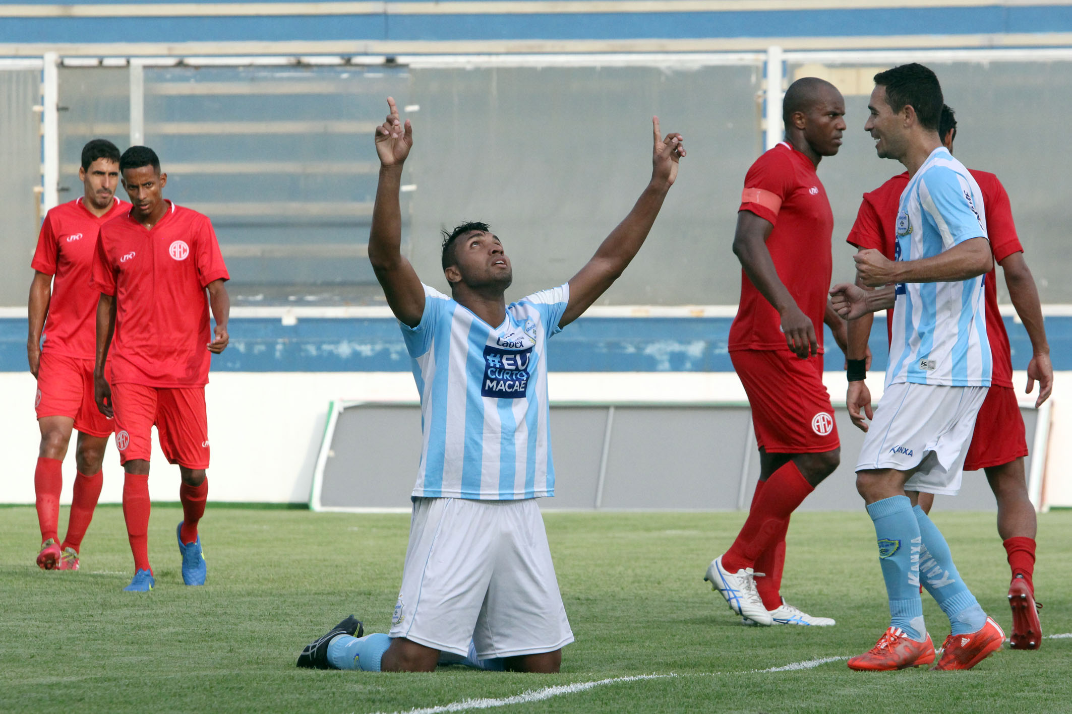 Macaé vence e embola grupo C da Copa Rio