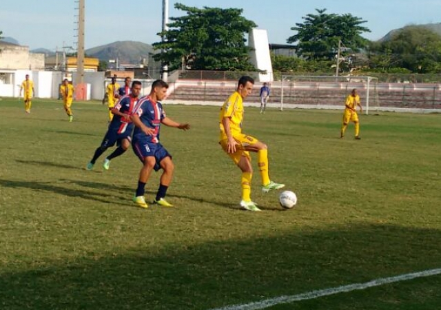 Com gol de Sabão, Gonçalense derrota o Madureira