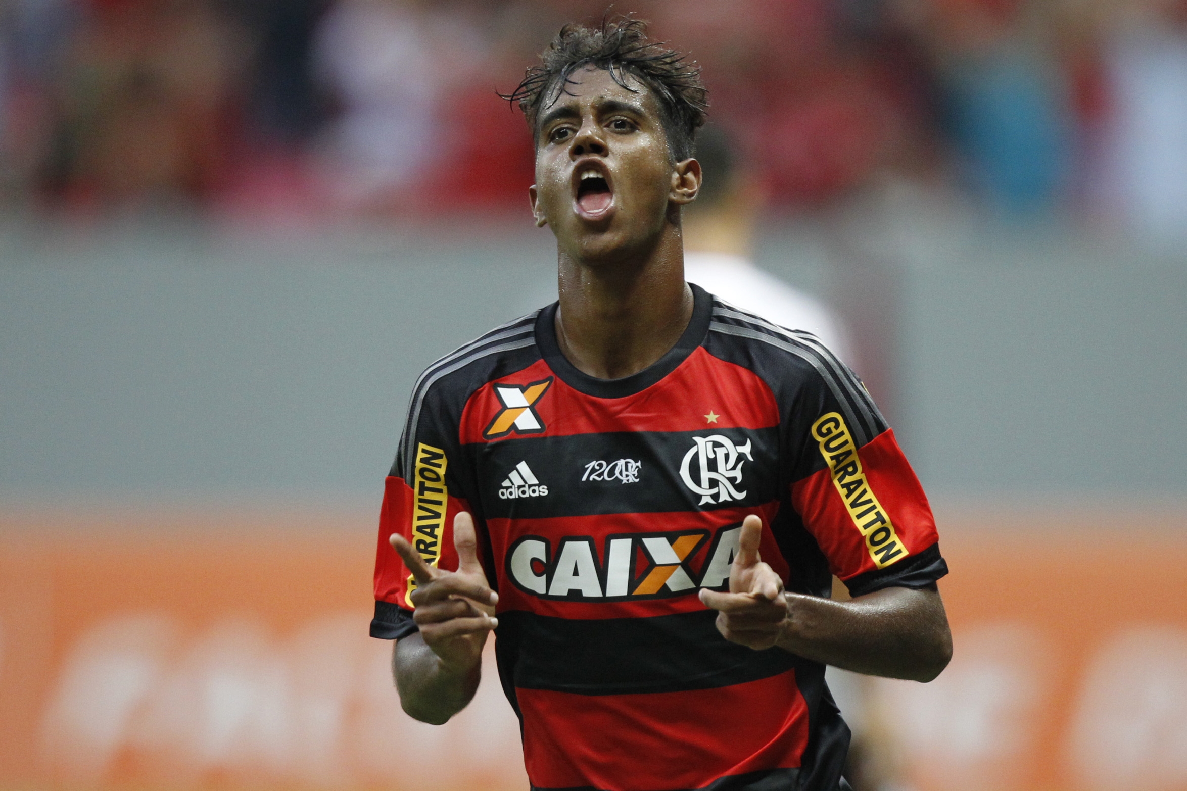 Flamengo empata com a Ponte Preta-SP em Brasília