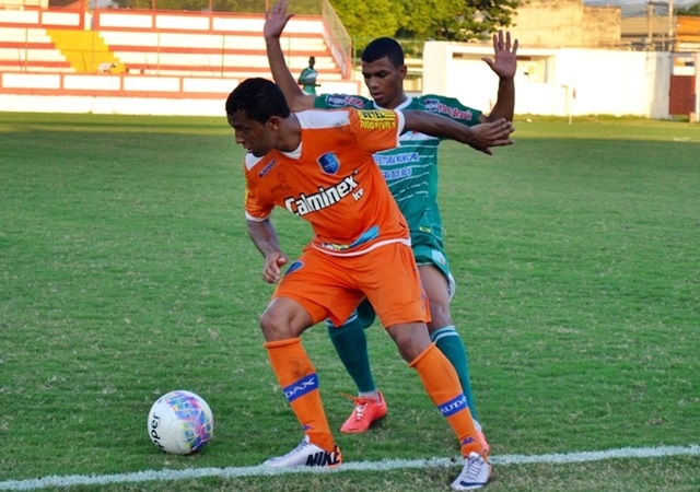 Angra vence o Audax e se garante nas semifinais