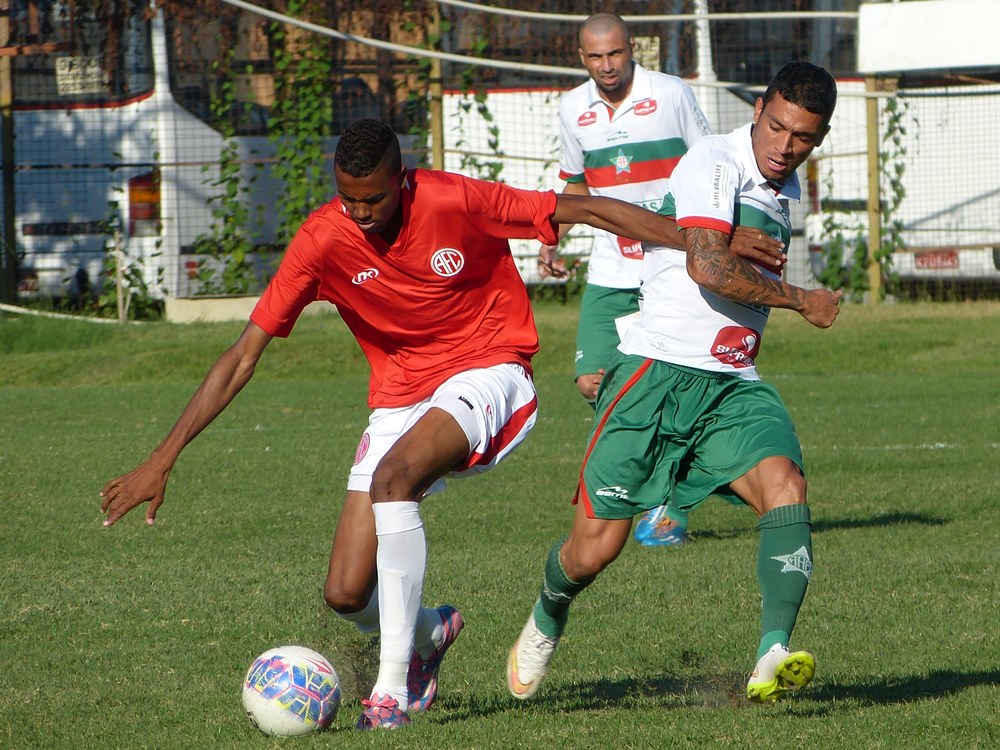 América e Portuguesa empatam 1º jogo da semifinal da Taça Corcovado