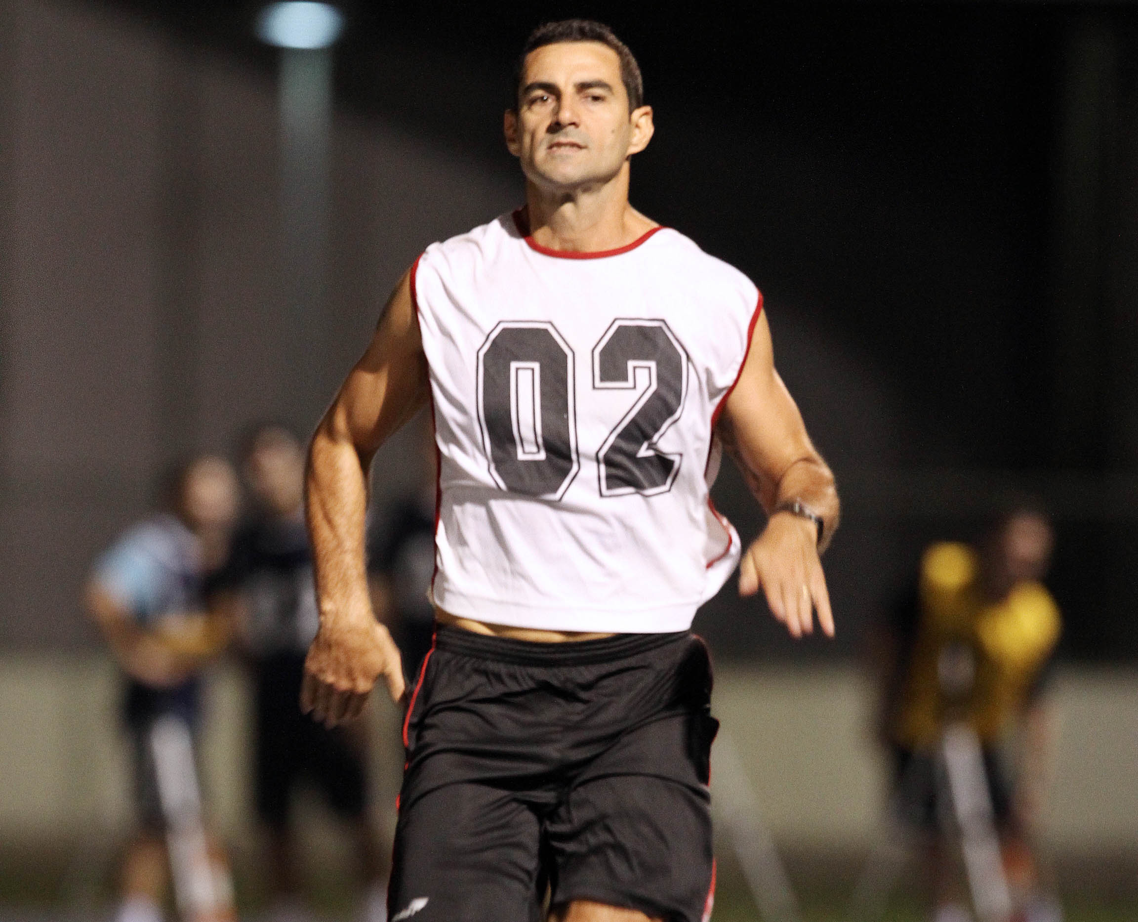 Leandro Newley apita America x Americano