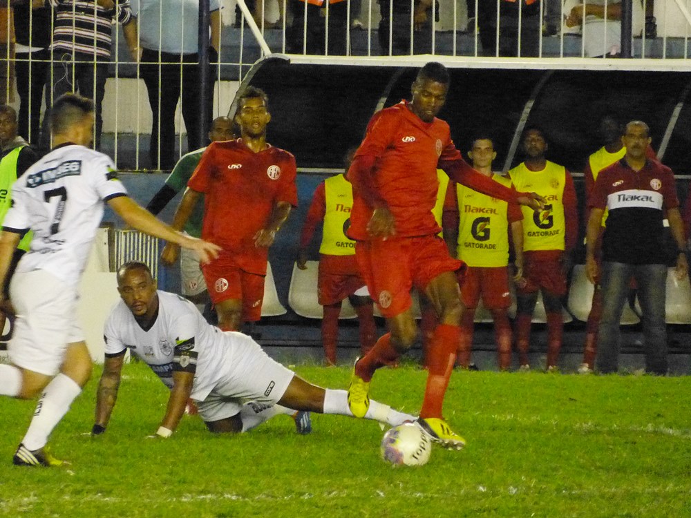 América vence o Americano e chega ao G-2 do Triangular Final da Série B