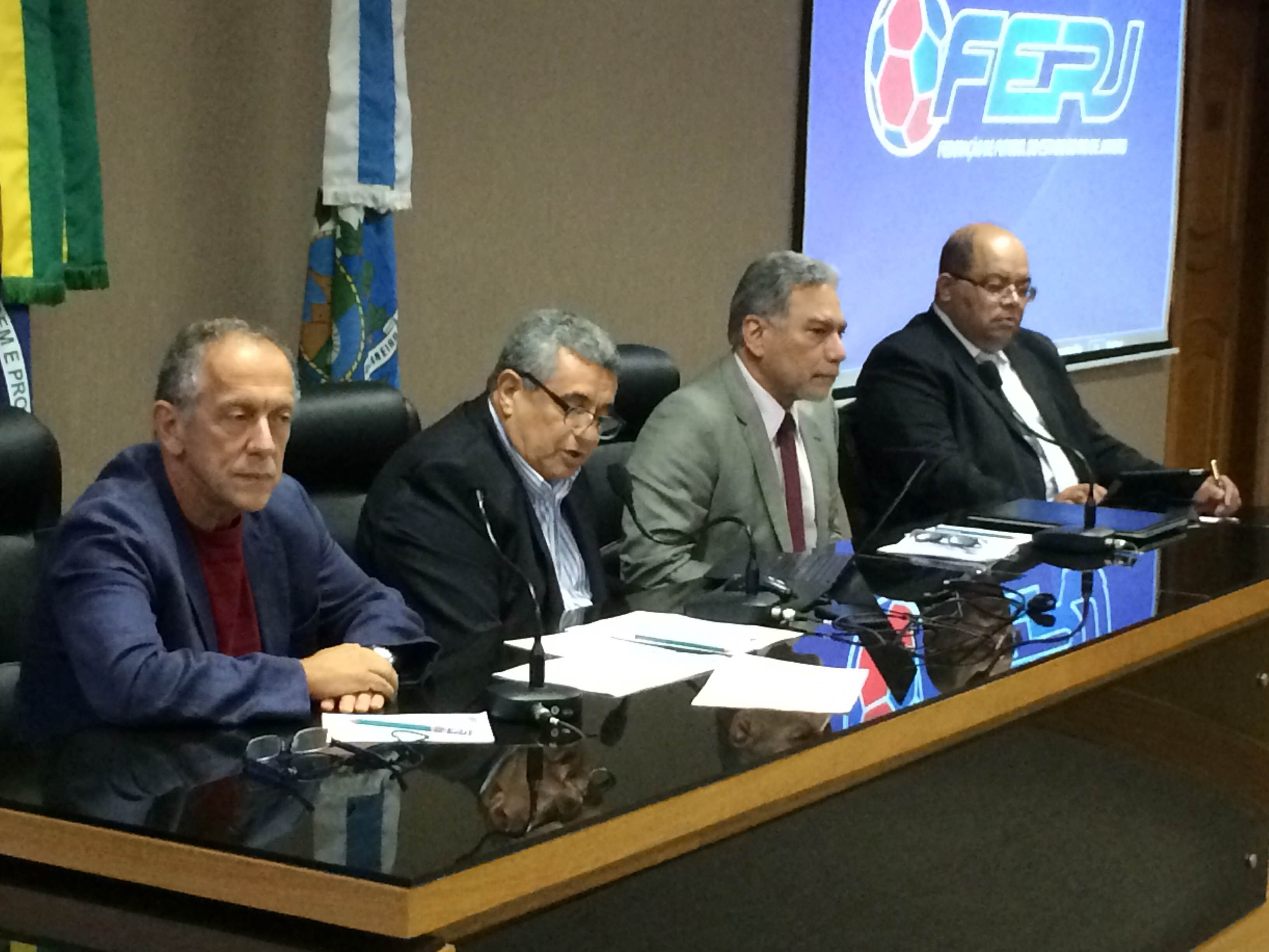 Arbitral define preço de ingressos e estádios do Campeonato Carioca