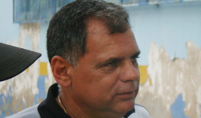 Resende enfrenta o Friburguense em busca da vaga na final