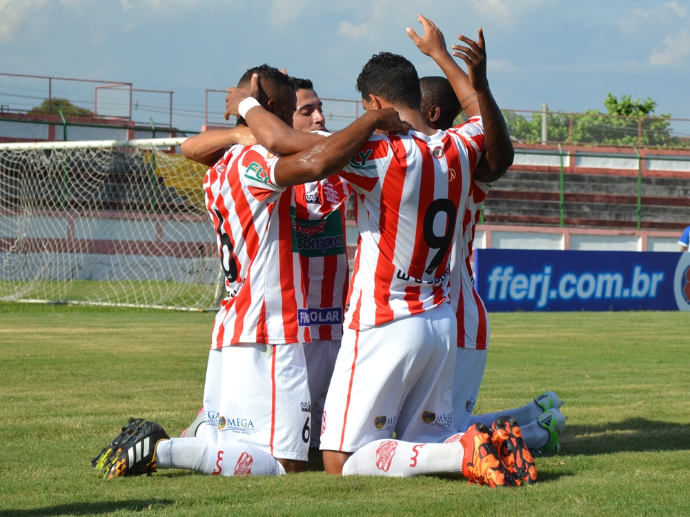 Bangu vence a segunda no Carioca