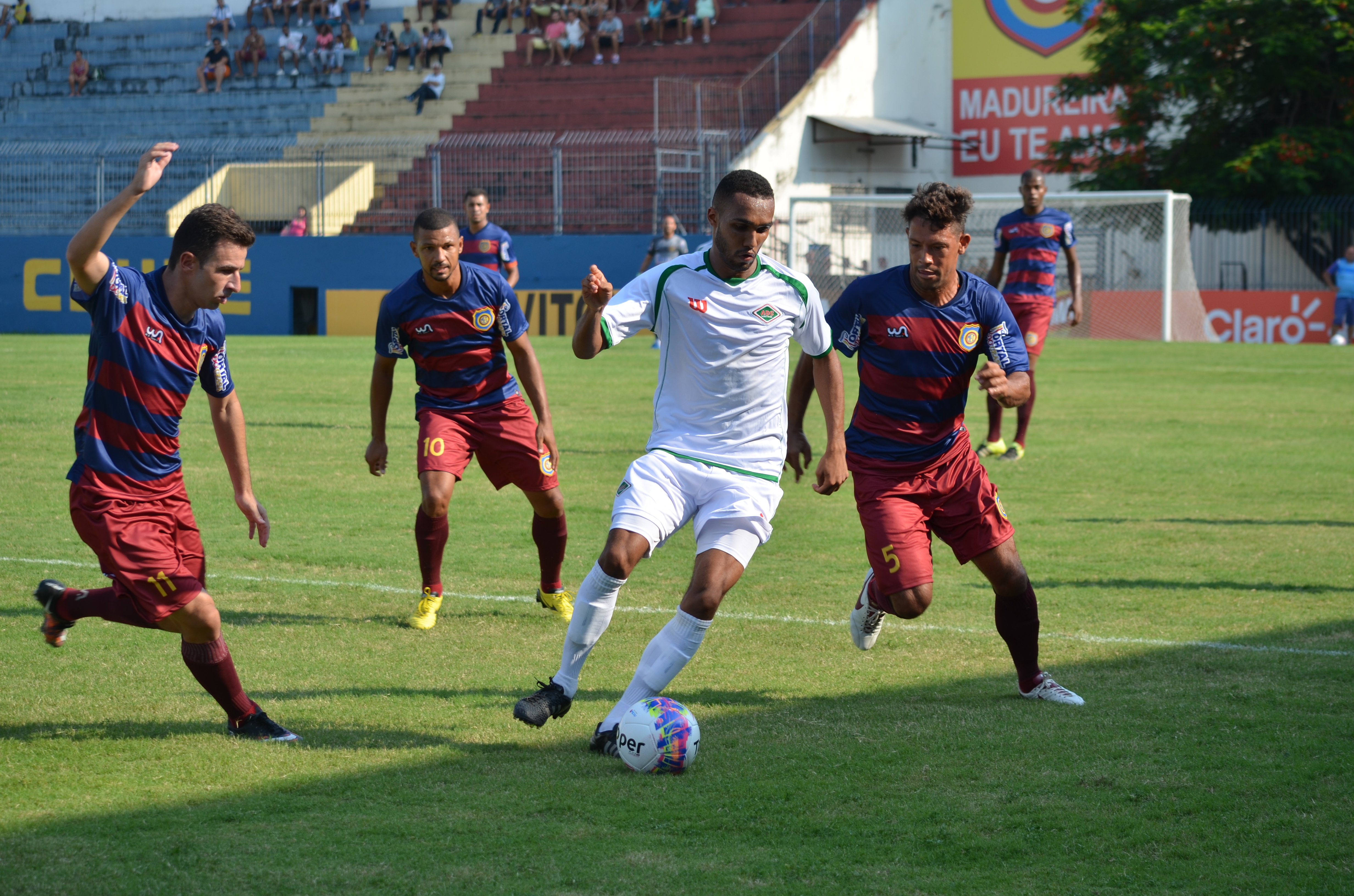 Madureira vence a primeira no Carioca-2016