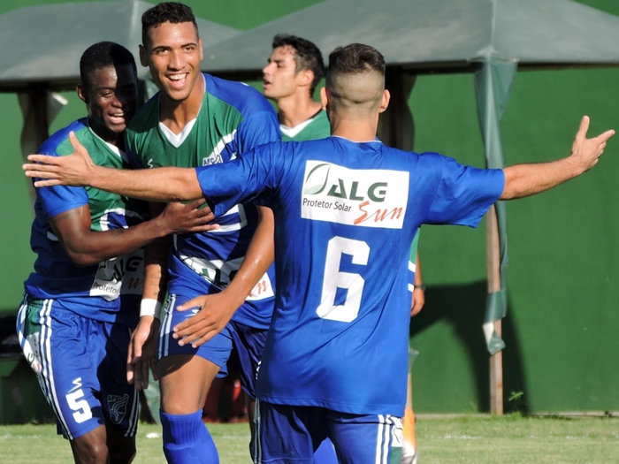 Artsul goleia o Santa Cruz/Belford e segue no G2