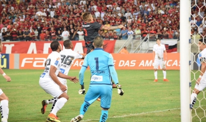 Flamengo empata com o Santos-SP na Arena Pantanal, em Cuiabá