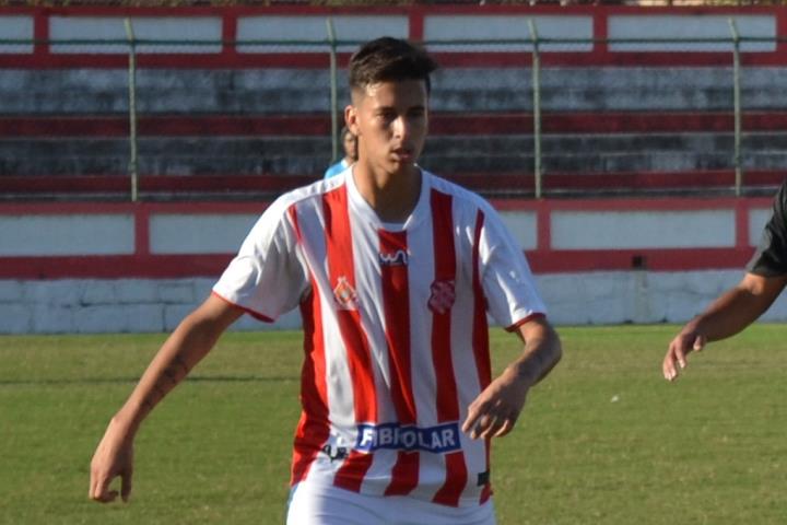 Bangu acerta retorno do meia Marcos Júnior e renova com mais três atletas