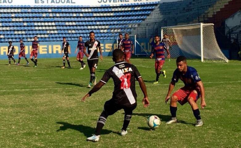 Vasco vence a primeira na OPG